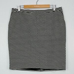 MERONA WOMENS PLUS SIZE EYELT EMBROIDERED PROFESSIONAL WORK PENCIL SKIRT